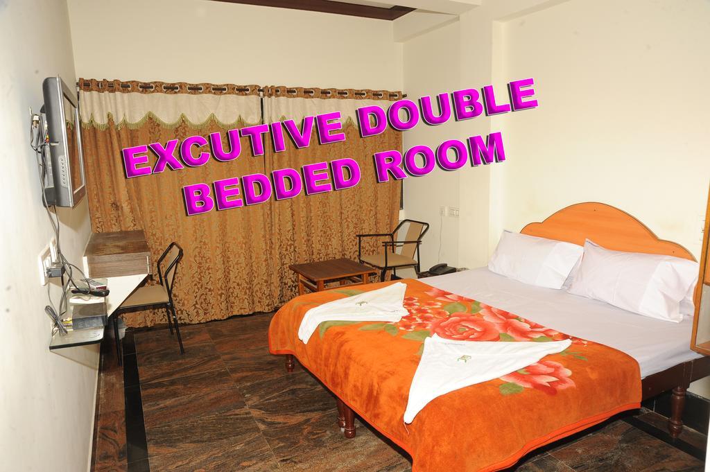 Hotel V.K.Residency Tirupati Exterior foto