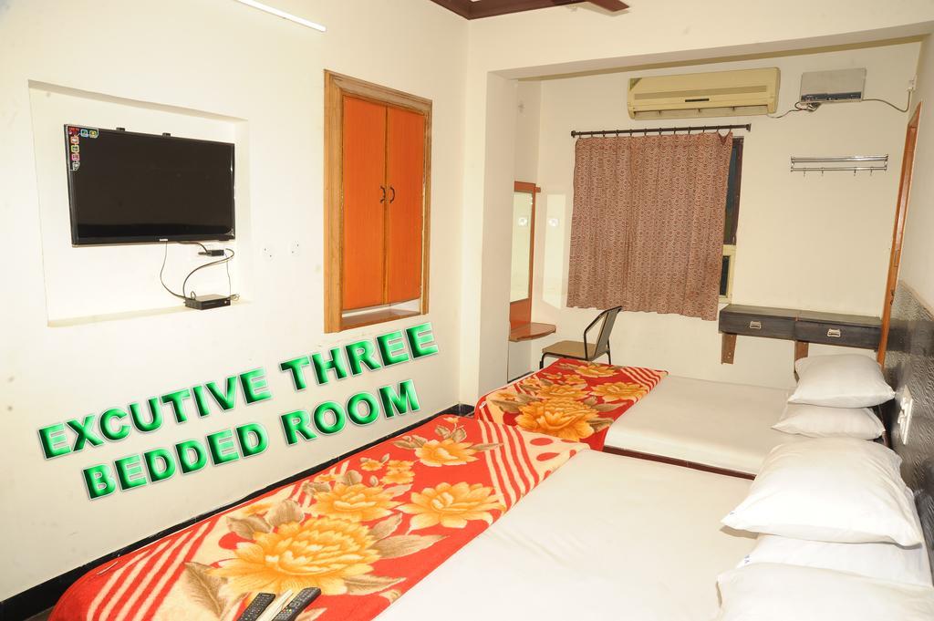 Hotel V.K.Residency Tirupati Exterior foto