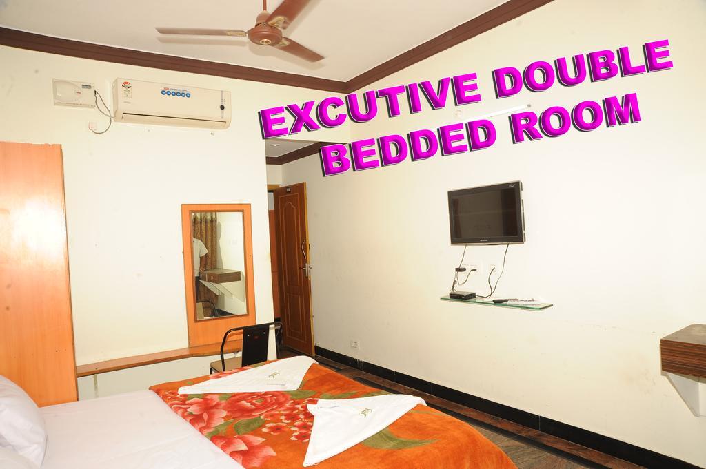 Hotel V.K.Residency Tirupati Exterior foto